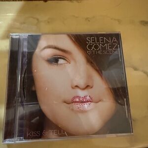 Selena Gomez & The Scene Kiss & Tell CD
